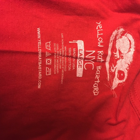 Times Square Tee red size Large brand new - Picture 4 of 4
